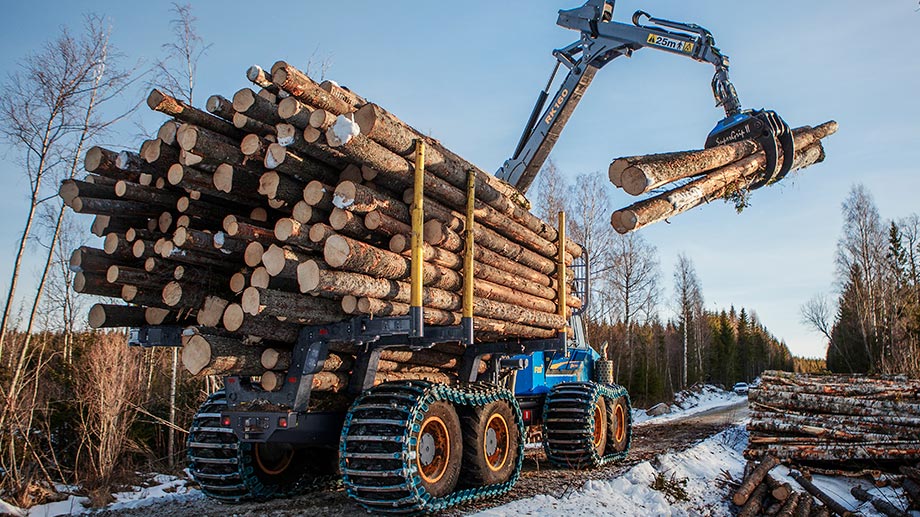 Vyvážecí traktor ROTTNE F20