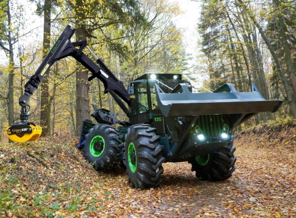 EQUUS-135-UN-2b-low Skidder EQUUS 135 UN