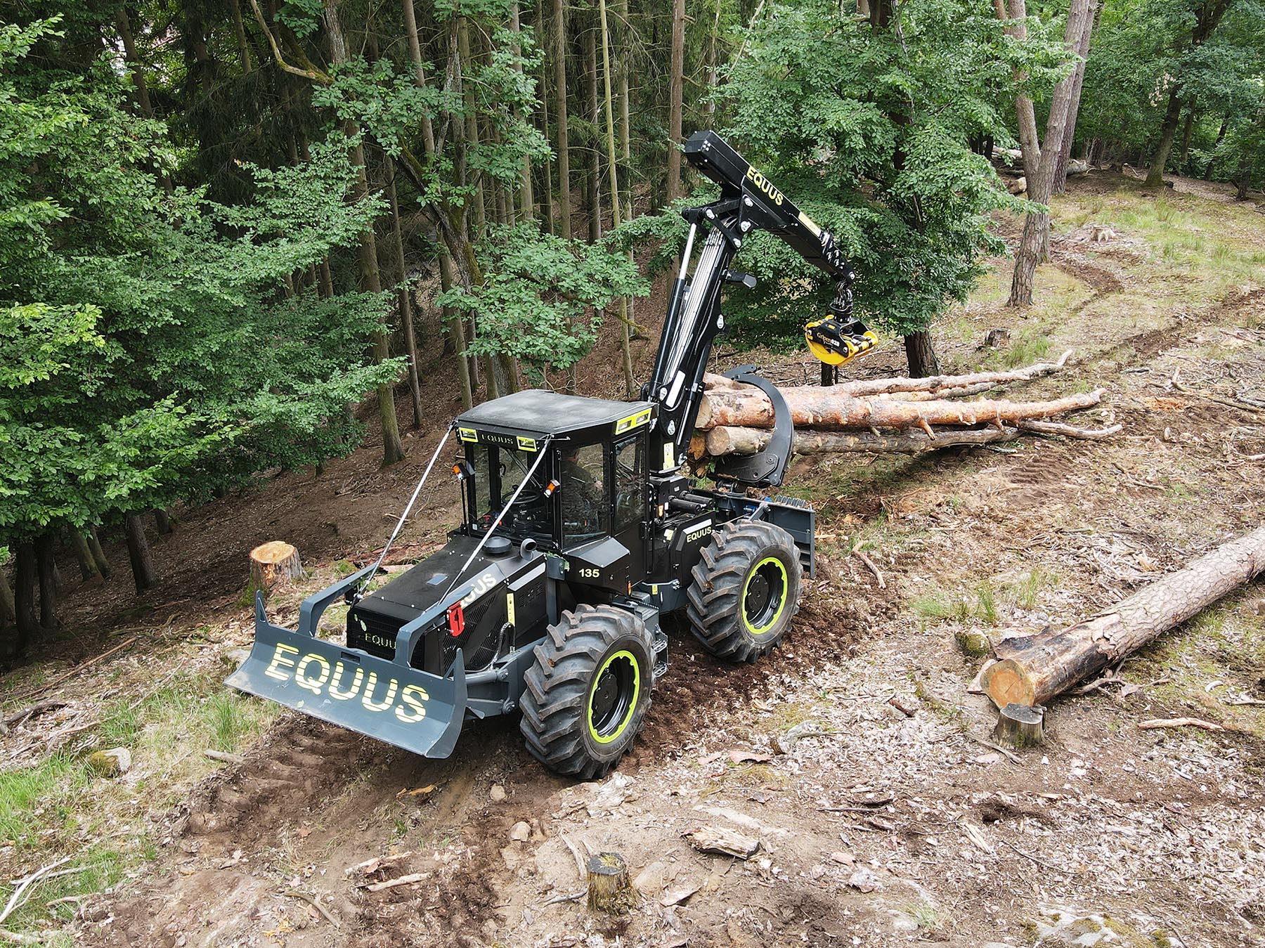 Skidder EQUUS 135 UN