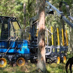 Vyvážecí traktor ROTTNE F10E