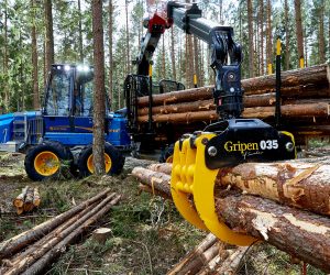 Vyvážecí traktor ROTTNE F13