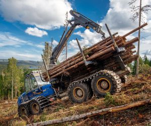 Vyvážecí traktor ROTTNE F20